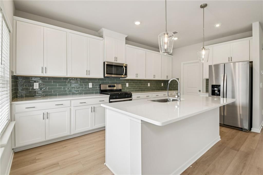 6941 Winchester Place Fairburn, GA 30213 - Photo 13 of 54