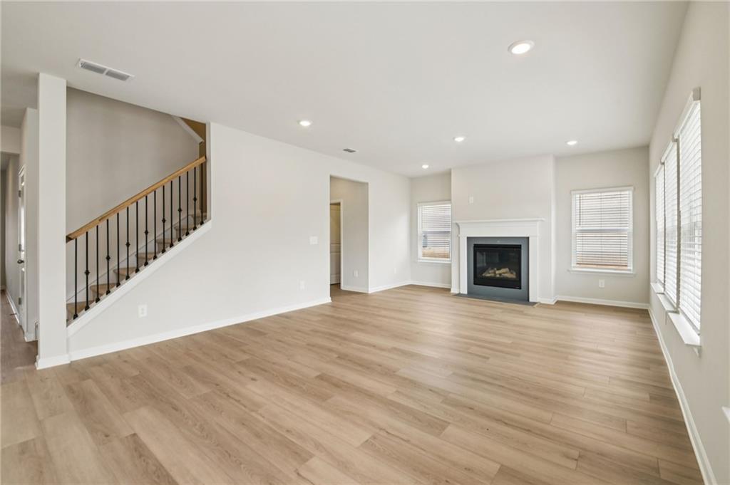 6941 Winchester Place Fairburn, GA 30213 - Photo 6 of 54