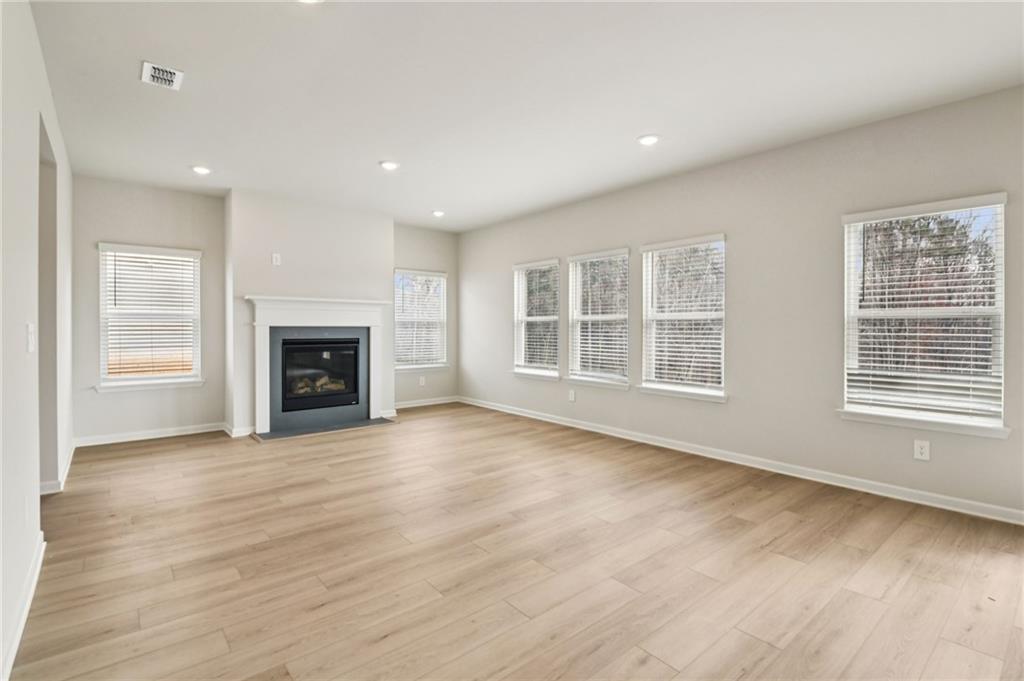 6941 Winchester Place Fairburn, GA 30213 - Photo 8 of 54