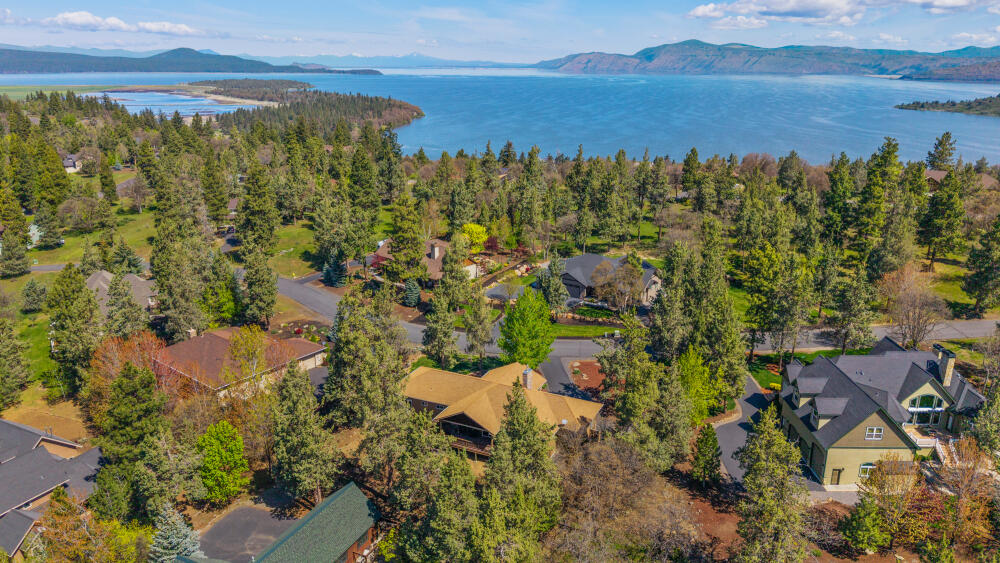 6352 Sanderling Road Klamath Falls, OR 97601 - Photo 58 of 65 Birds-Eye View