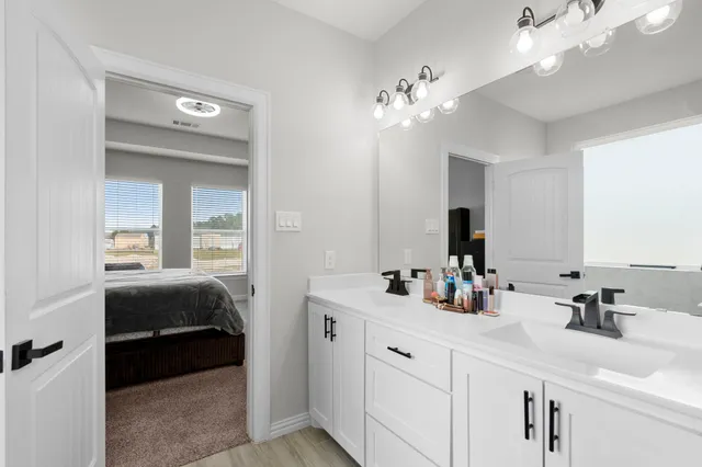 $275,000 | 1294 County Road 5100, Cleveland, TX 77327