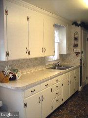 461 Ridge Avenue Ephrata, PA 17522 - Photo 3 of 4 Gallery Image 3