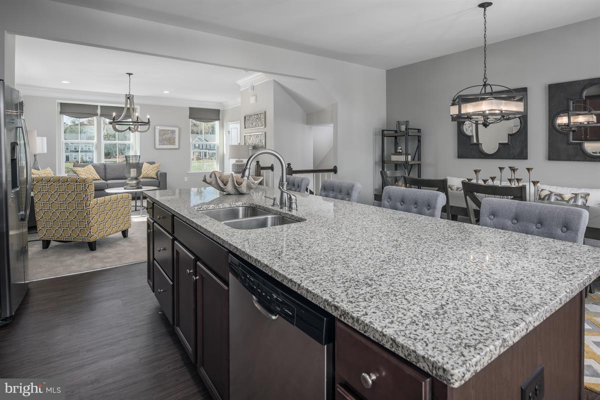 2825 Fredericksburg Road Hanover, MD 21076 - Photo 4 of 30 Spacious Gourmet Kitchen - Let's eat