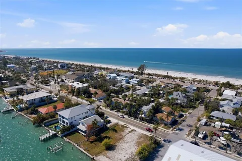 $949,000 | 104 18th Avenue, St. Pete Beach, FL 33706