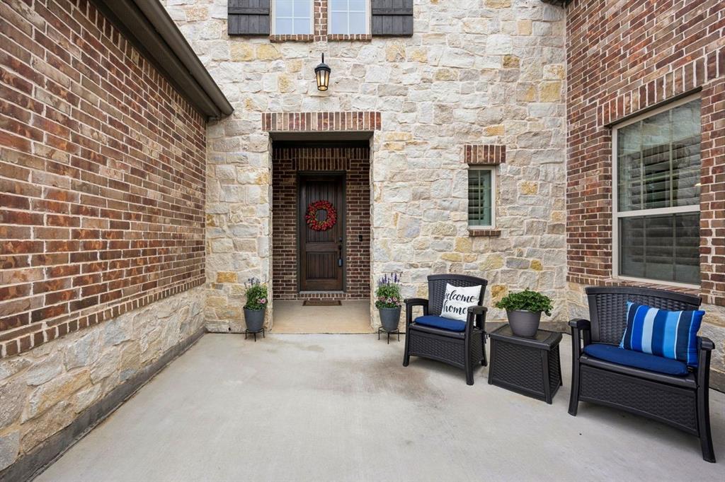 2700 Castlebridge The Colony, TX 75056 - Photo 11 of 38