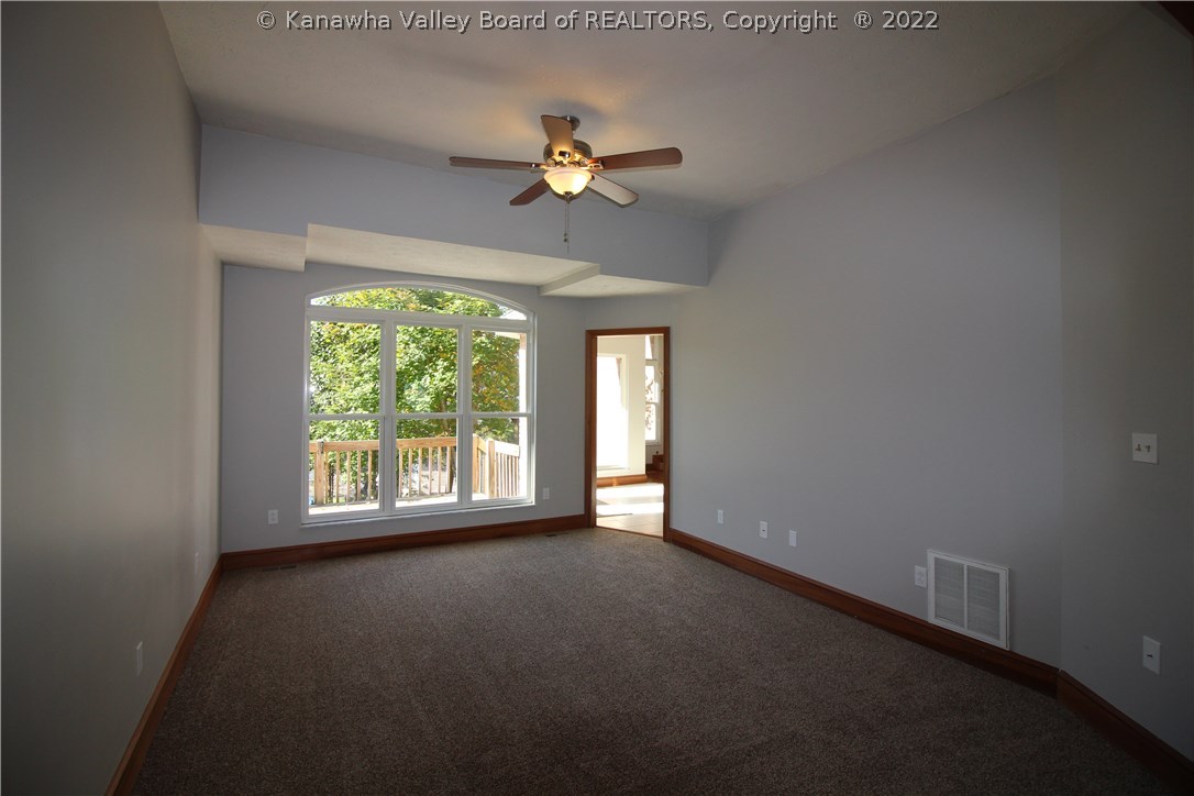 201 Jacob Court Winfield, WV 25213 - Photo 4 of 24 Gallery Image 4