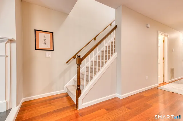 $292,500 | 797 Long Hill Road, Unit B, Middletown, CT 06457