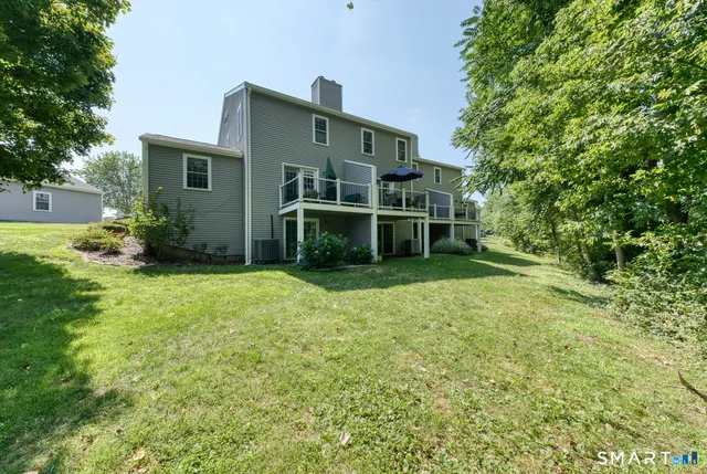 $292,500 | 797 Long Hill Road, Unit B, Middletown, CT 06457