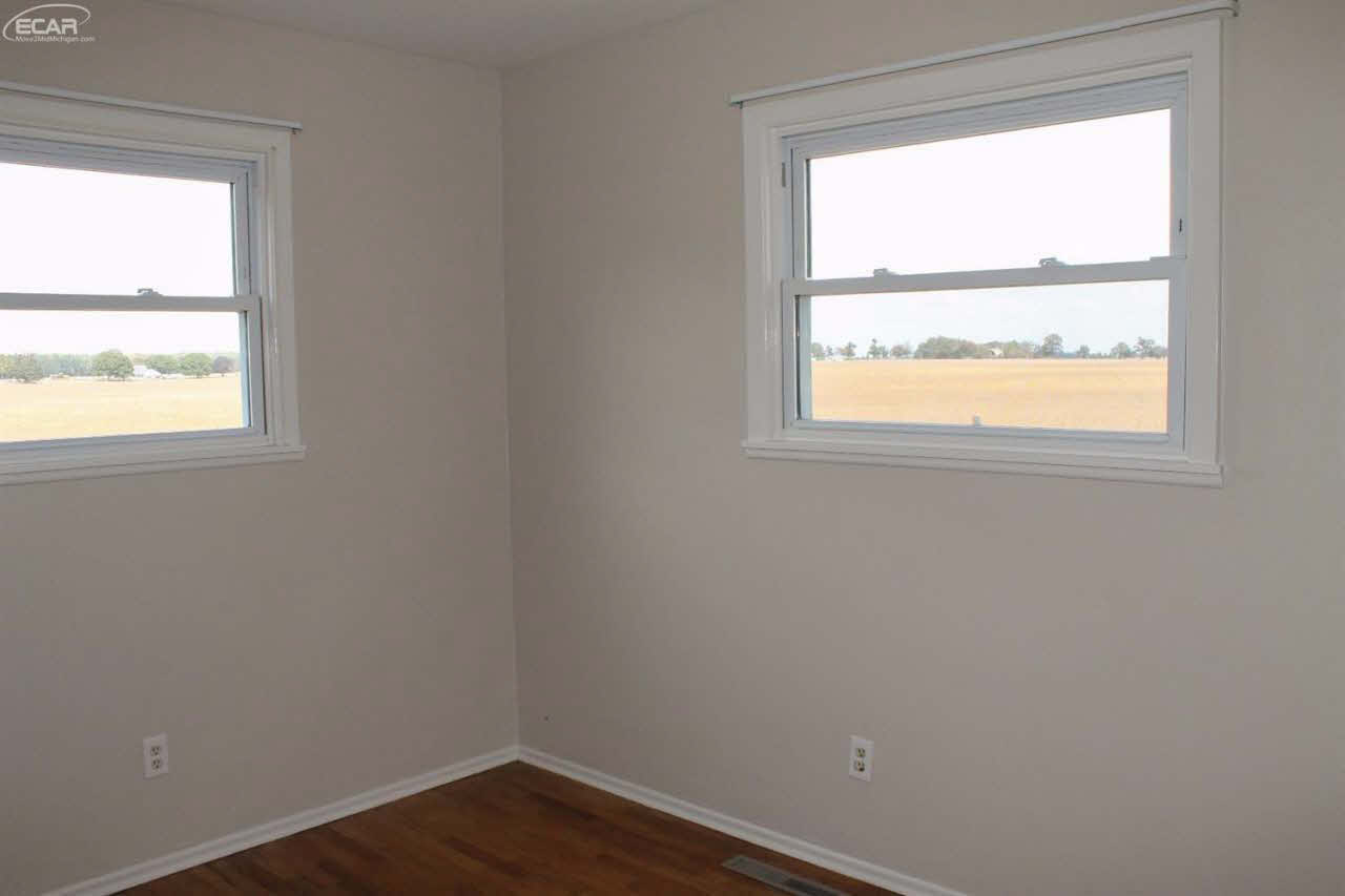 1411 South Vernon Road Corunna, MI 48817 - Photo 18 of 30