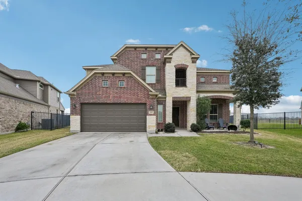 $4,000 | 2406 Harborwood Court, Texas City, TX 77568