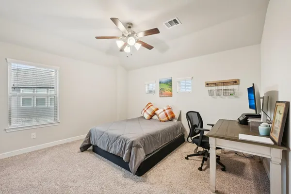 $4,000 | 2406 Harborwood Court, Texas City, TX 77568