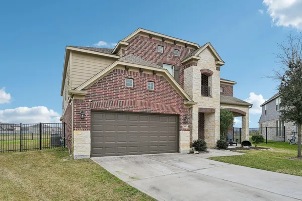 $4,000 | 2406 Harborwood Court, Texas City, TX 77568