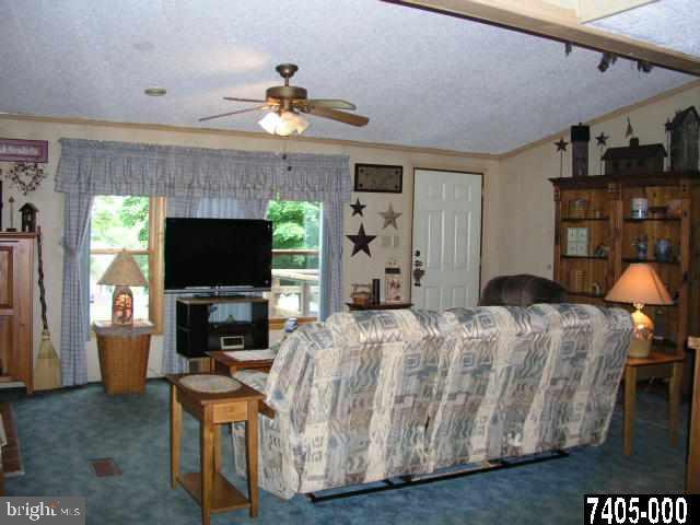 575 Greenbriar Road York, PA 17404 - Photo 8 of 25