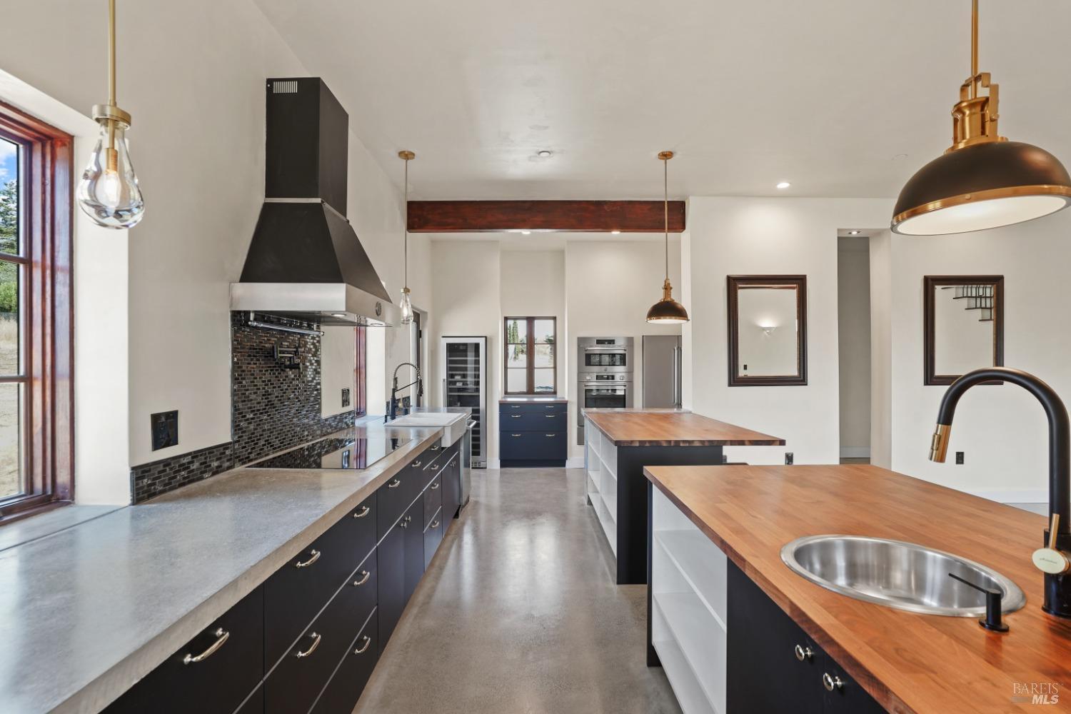 5300 Gravenstein Highway South Sebastopol, CA 95472 - Photo 11 of 75