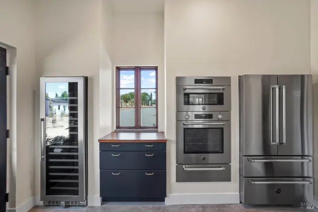 $2,501,000 | 5300 Gravenstein Highway South, Sebastopol, CA 95472