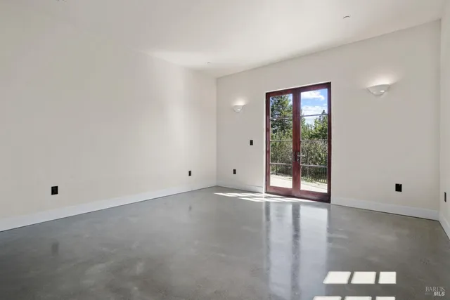 $2,501,000 | 5300 Gravenstein Highway South, Sebastopol, CA 95472