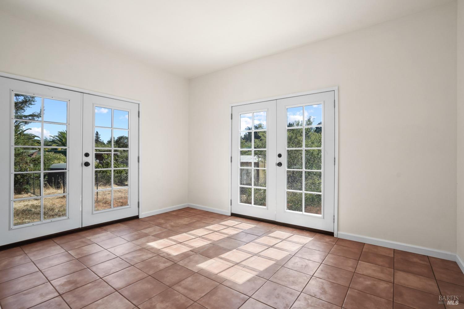 5300 Gravenstein Highway South Sebastopol, CA 95472 - Photo 29 of 75