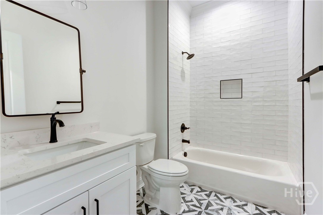 222 West 39th Street Savannah, GA 31401 - Photo 15 of 21