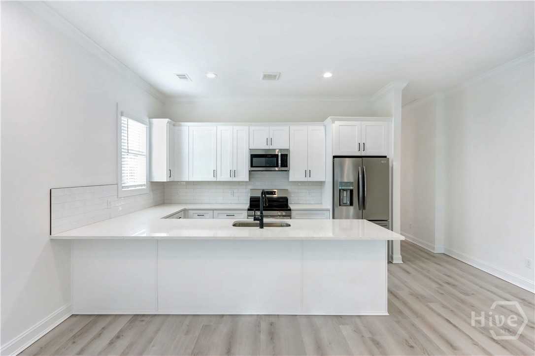 222 West 39th Street Savannah, GA 31401 - Photo 9 of 21