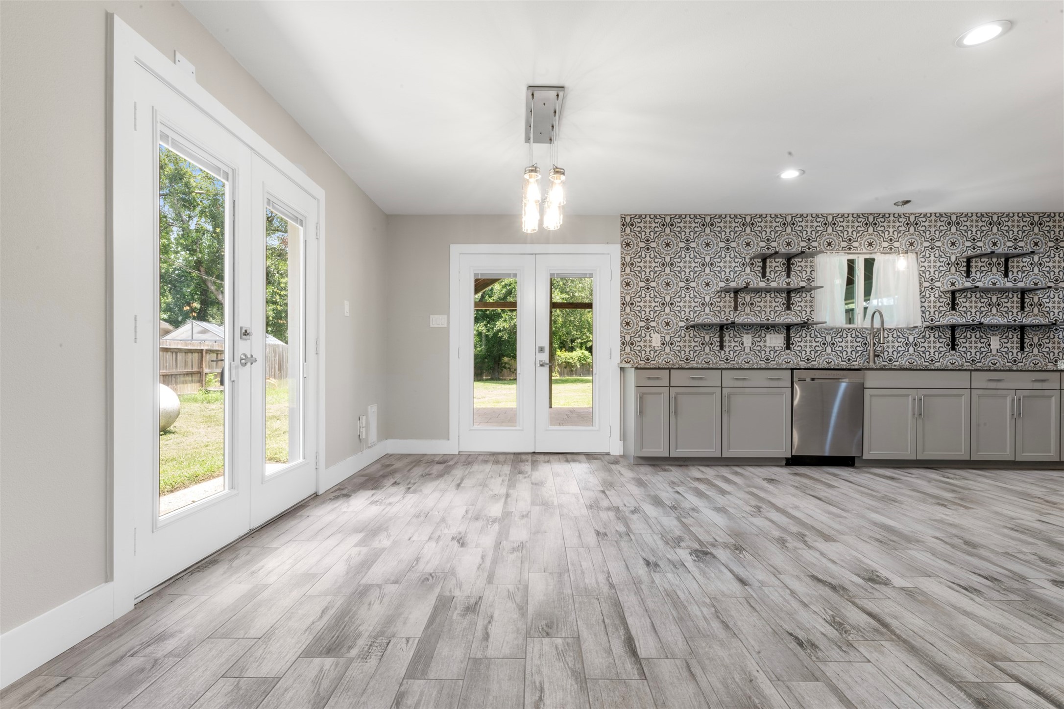 15151 Robin Trail Conroe, TX 77302 - Photo 14 of 50