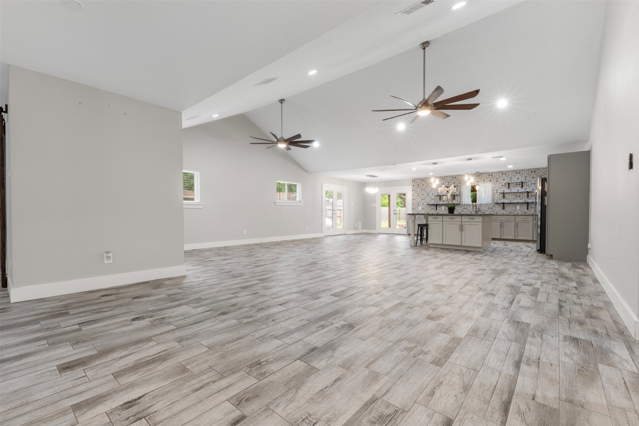 15151 Robin Trail Conroe, TX 77302 - Photo 3 of 50 Large, Open-Concept Living/Kitchen area mak