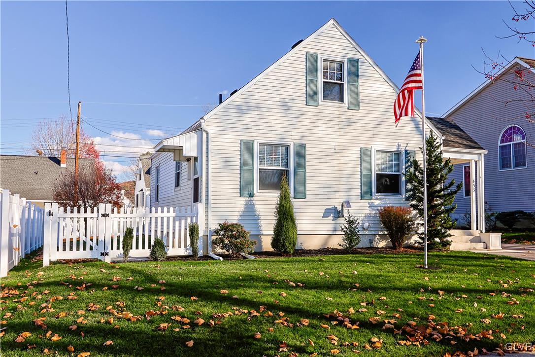433 Birch Road Hellertown, PA 18055 - Photo 3 of 39 Gallery Image 3
