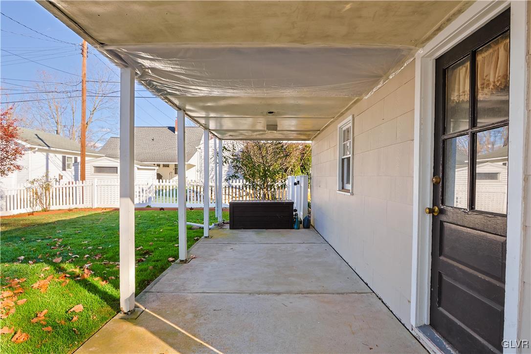 433 Birch Road Hellertown, PA 18055 - Photo 35 of 39 Garage Patio