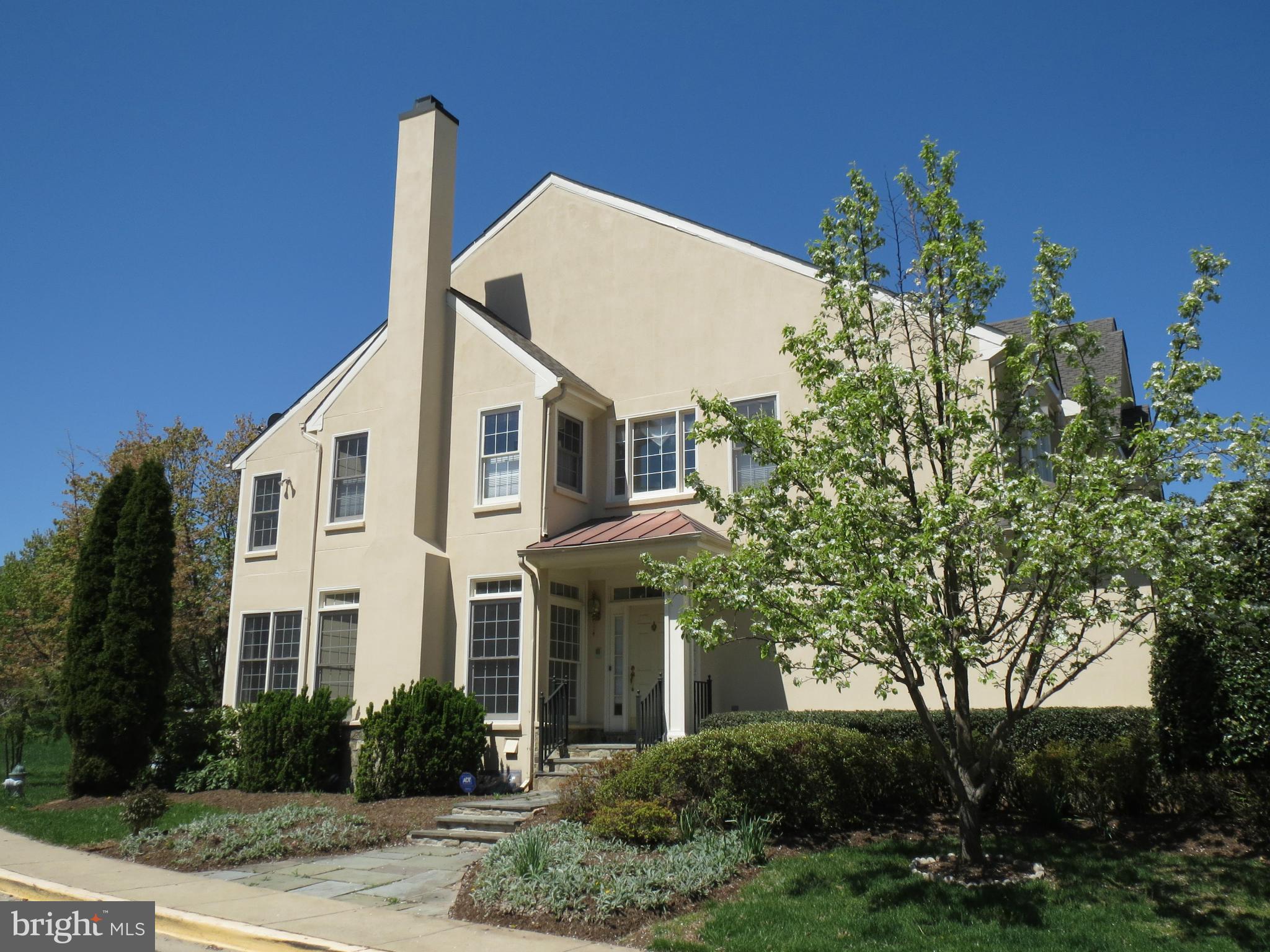 Exterior (Front)