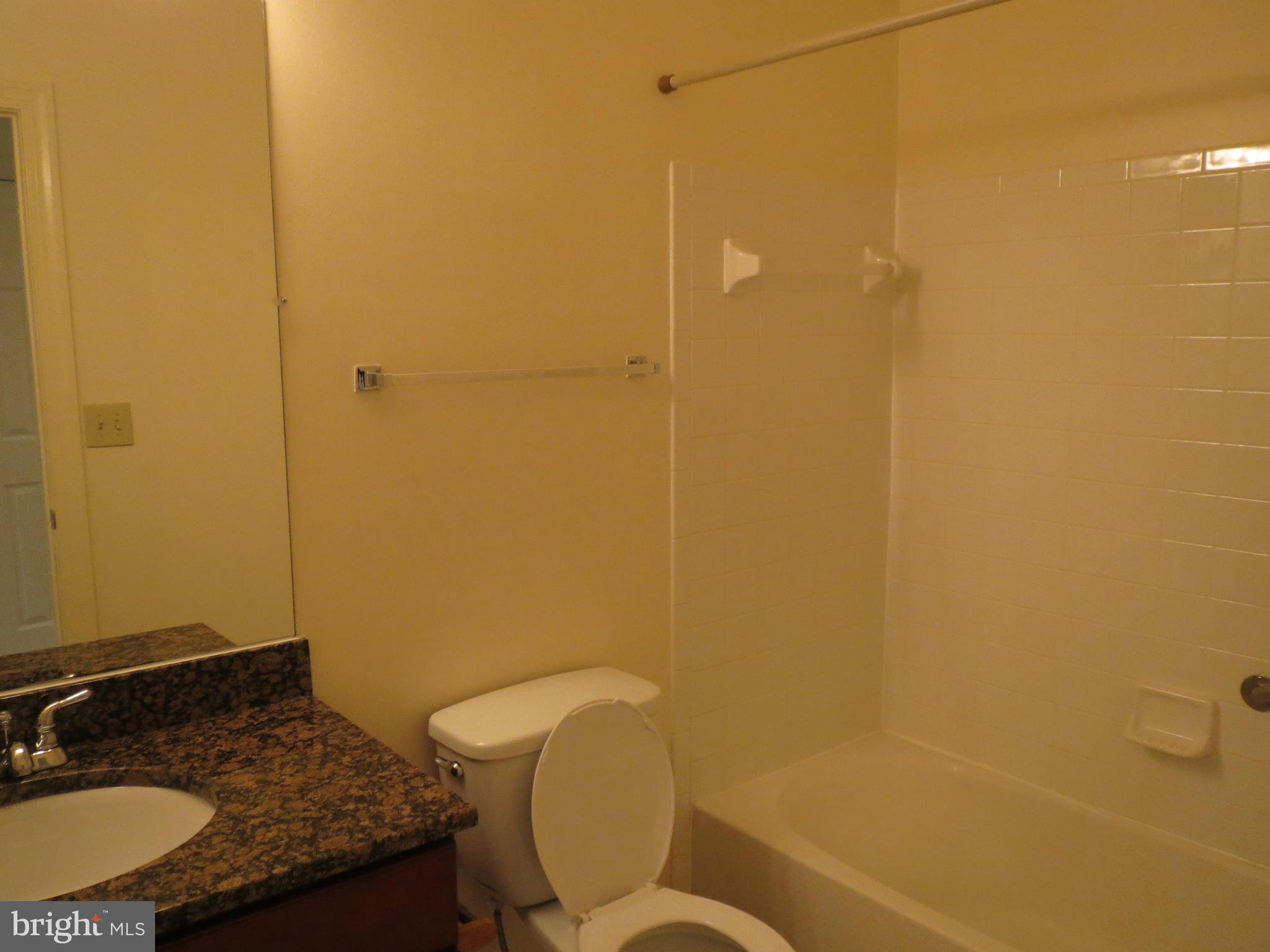 10912 Bells Ridge Drive Potomac, MD 20854 - Photo 22 of 30 Bath