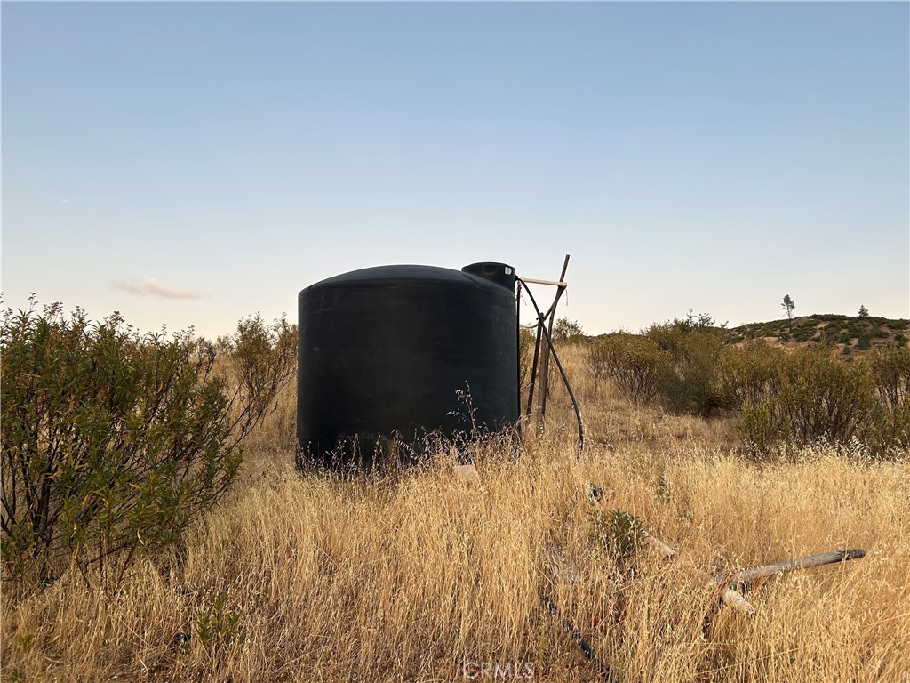 22368 Jerusalem Grde Lower Lake, CA 95457 - Photo 5 of 10