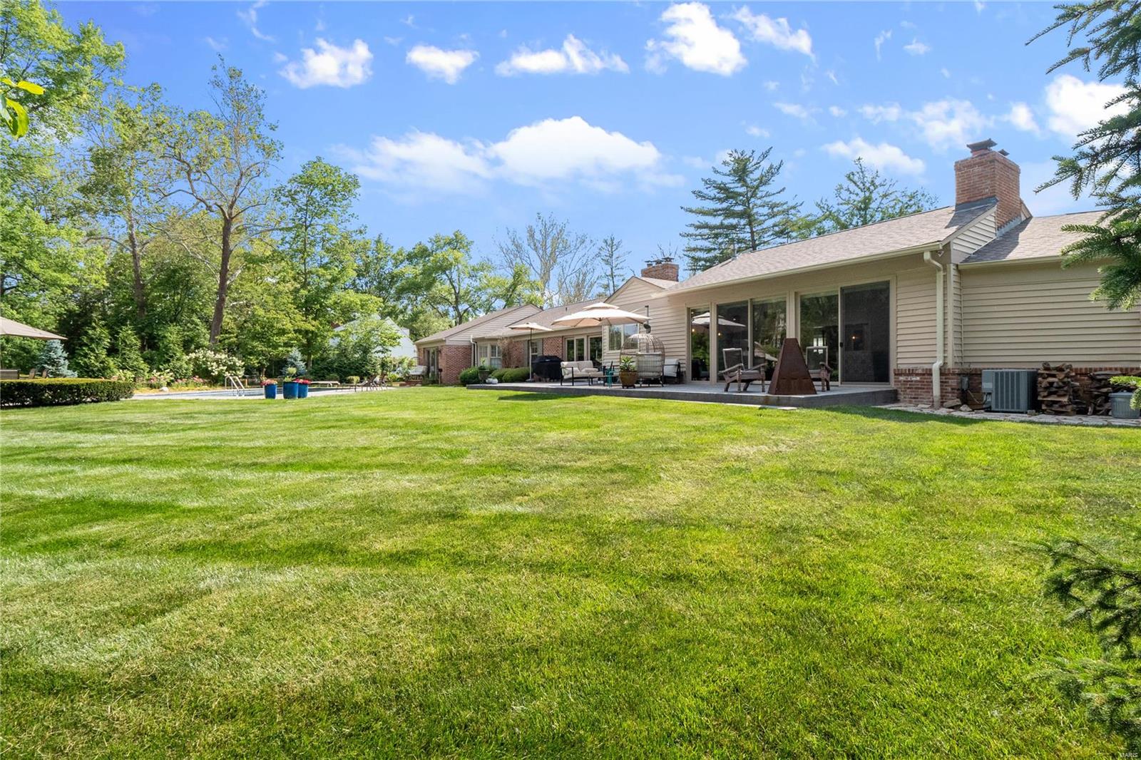 20 Overbrook Drive Ladue, MO 63124 - Photo 31 of 35