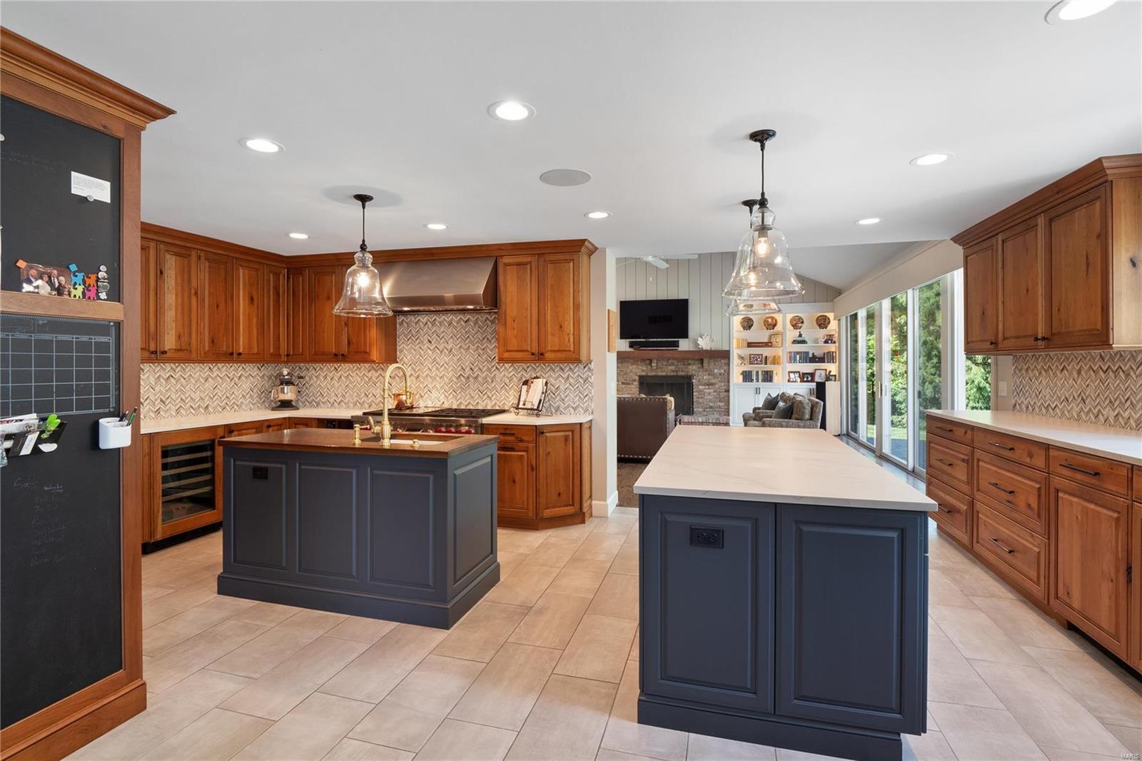 20 Overbrook Drive Ladue, MO 63124 - Photo 8 of 35