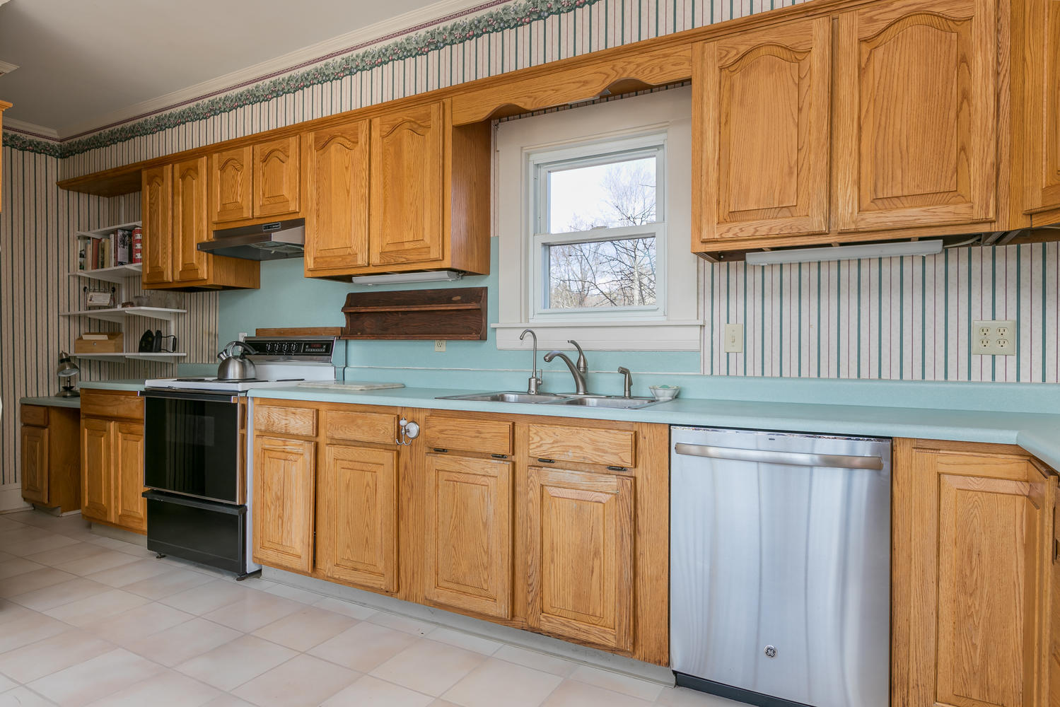 55 Durham Road Freeport, ME 04032 - Photo 12 of 38 55 Durham Rd Freeport ME 04032-large-012