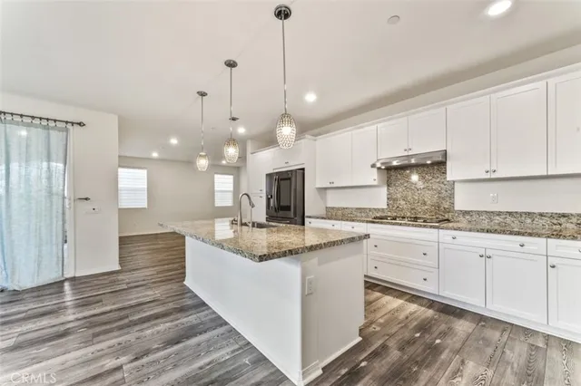 $4,700 | 24164 Paseo Del Rancho Drive, Valencia, CA 91354