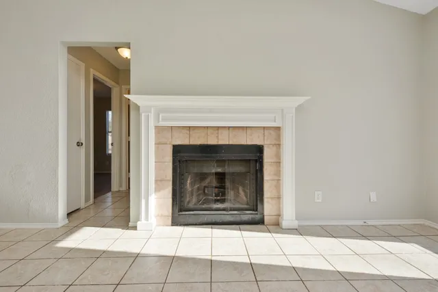 $1,600 | 9101 Japonica Court, Unit B, Austin, TX 78748