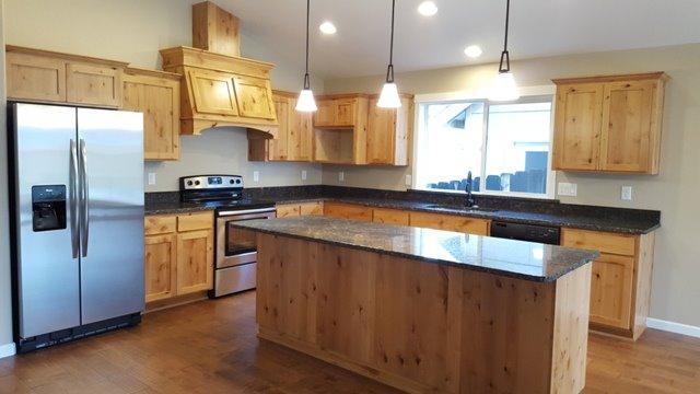 220 Southeast Yorktown Road Grants Pass, OR 97527 - Photo 3 of 16 Additional Photo