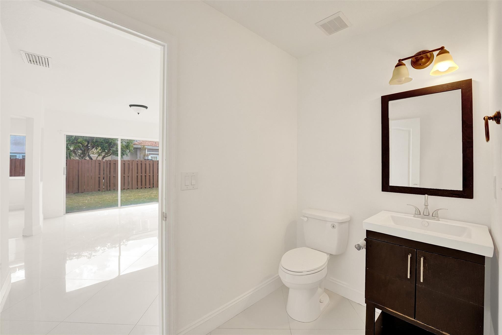 11208 Rhapsody Road Hollywood, FL 33026 - Photo 18 of 80 Photo 21