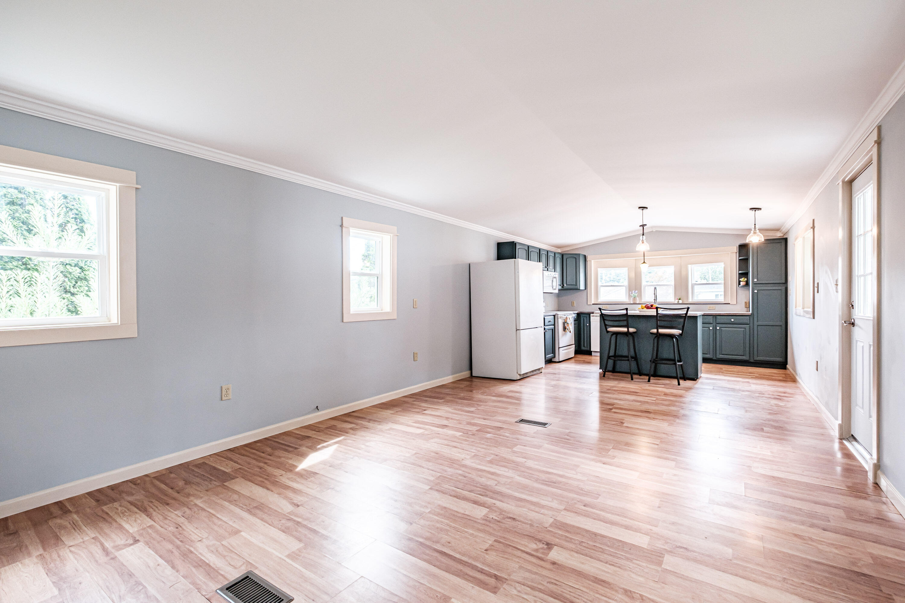 86 Tufton Street Brunswick, ME 04011 - Photo 8 of 31 20260710gp-63021