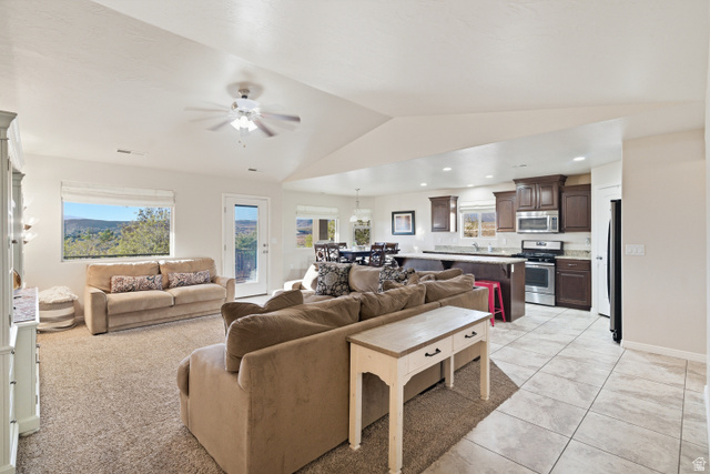 1025 North Ruby Place Washington, UT 84780 - Photo 7 of 28