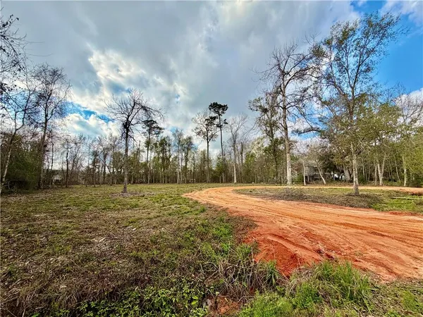 $130,000 | 202 Shadow Lane, Mandeville, LA 70471