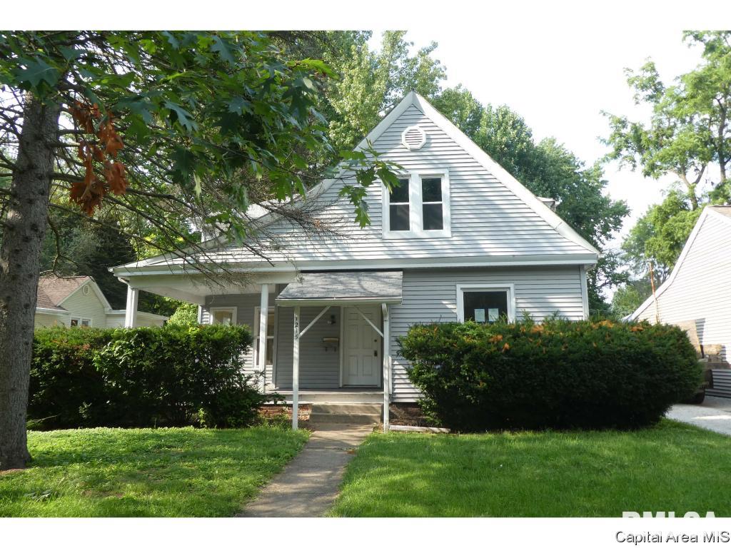 1215 West Edwards Street Springfield, IL 62704 - Photo 1 of 16