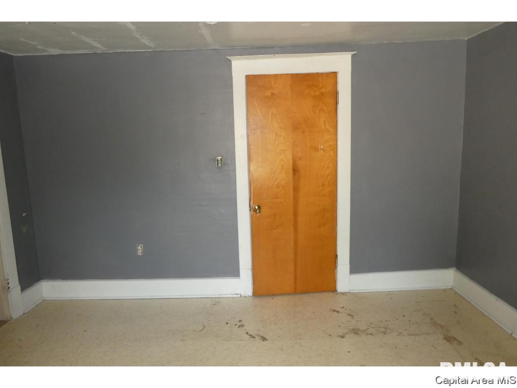 1215 West Edwards Street Springfield, IL 62704 - Photo 9 of 16