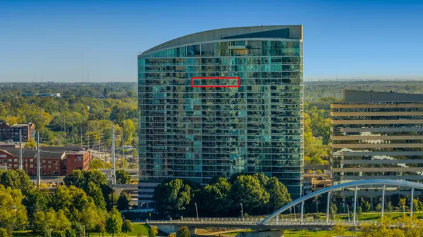 $1,895,000 | 1 Miranova Place, Unit 2200, Columbus, OH 43215