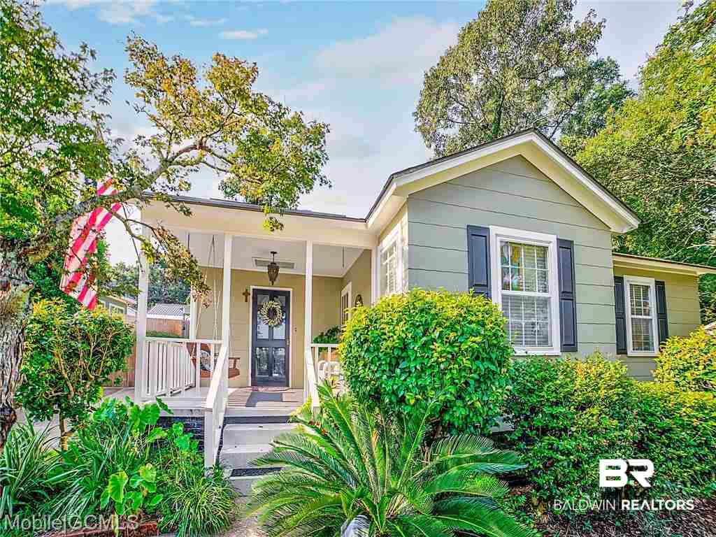 73 North Hathaway Road Mobile, AL 36608 - Photo 1 of 15