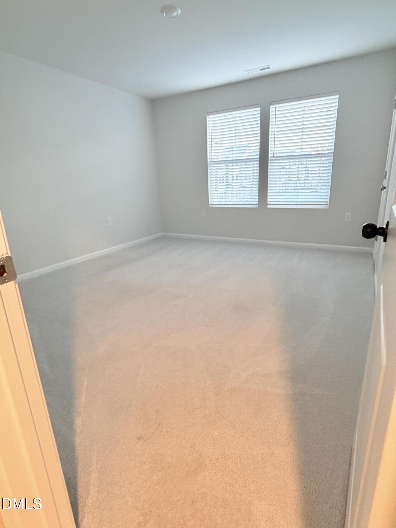 211 Aster Bloom Lane Raleigh, NC 27610 - Photo 11 of 22 2025-12-03_16-36-44_518