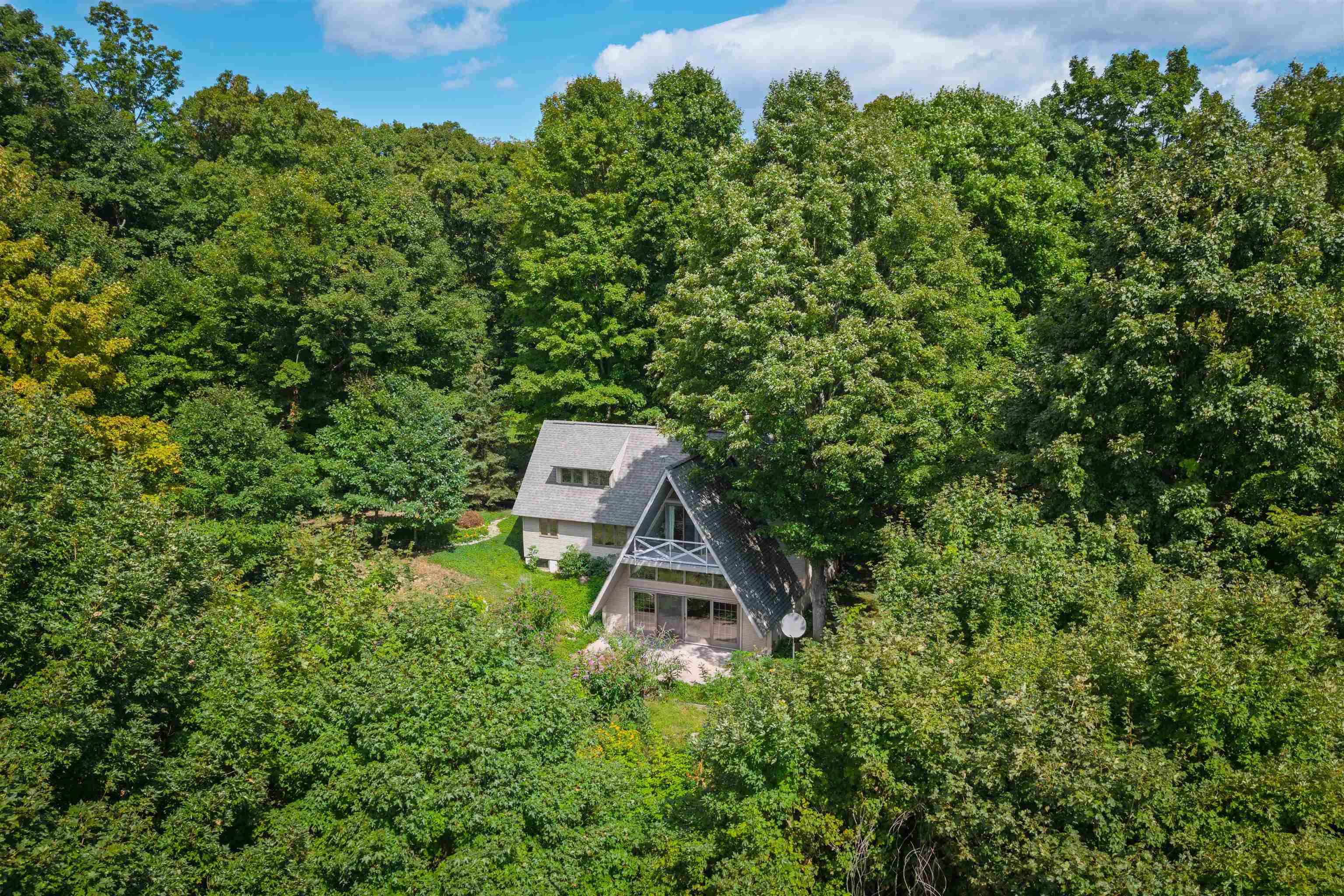 3618 South Maple Valley Road Suttons Bay, MI 49682 - Photo 14 of 74 1950236-9f7d02cd-b570-4276-8cde-2897e360aa6d.JPG