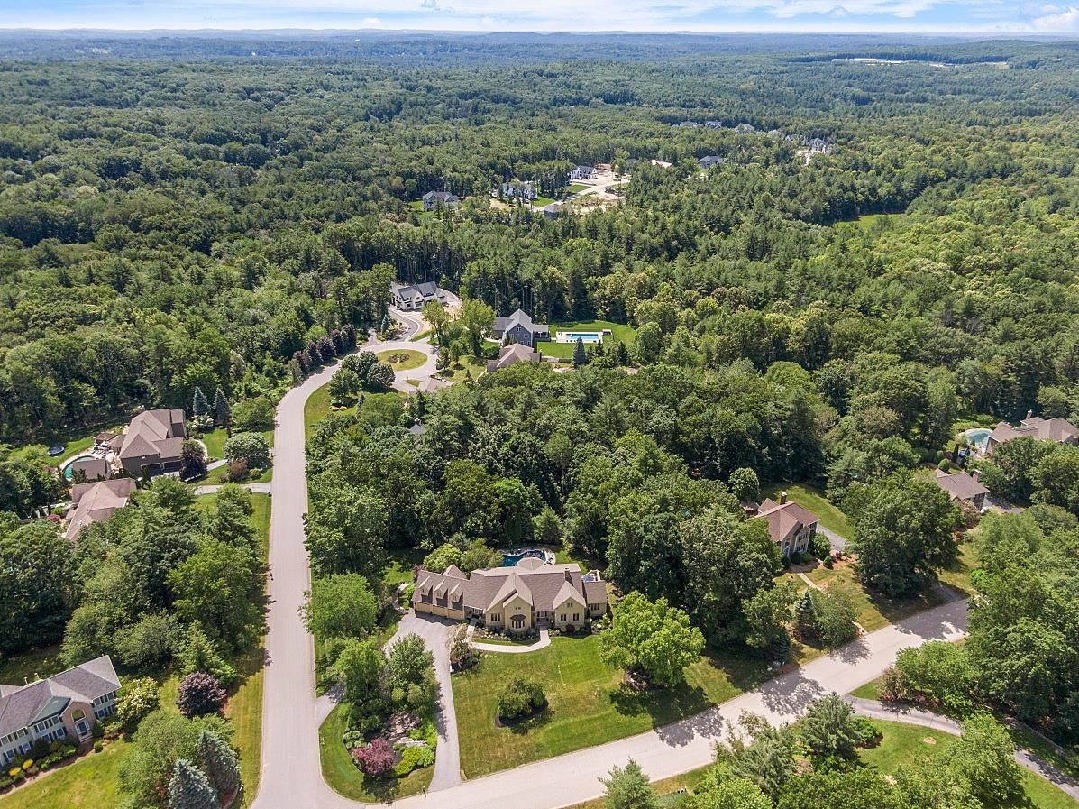 35 Hawthorne Road Windham, NH 03087 - Photo 34 of 40