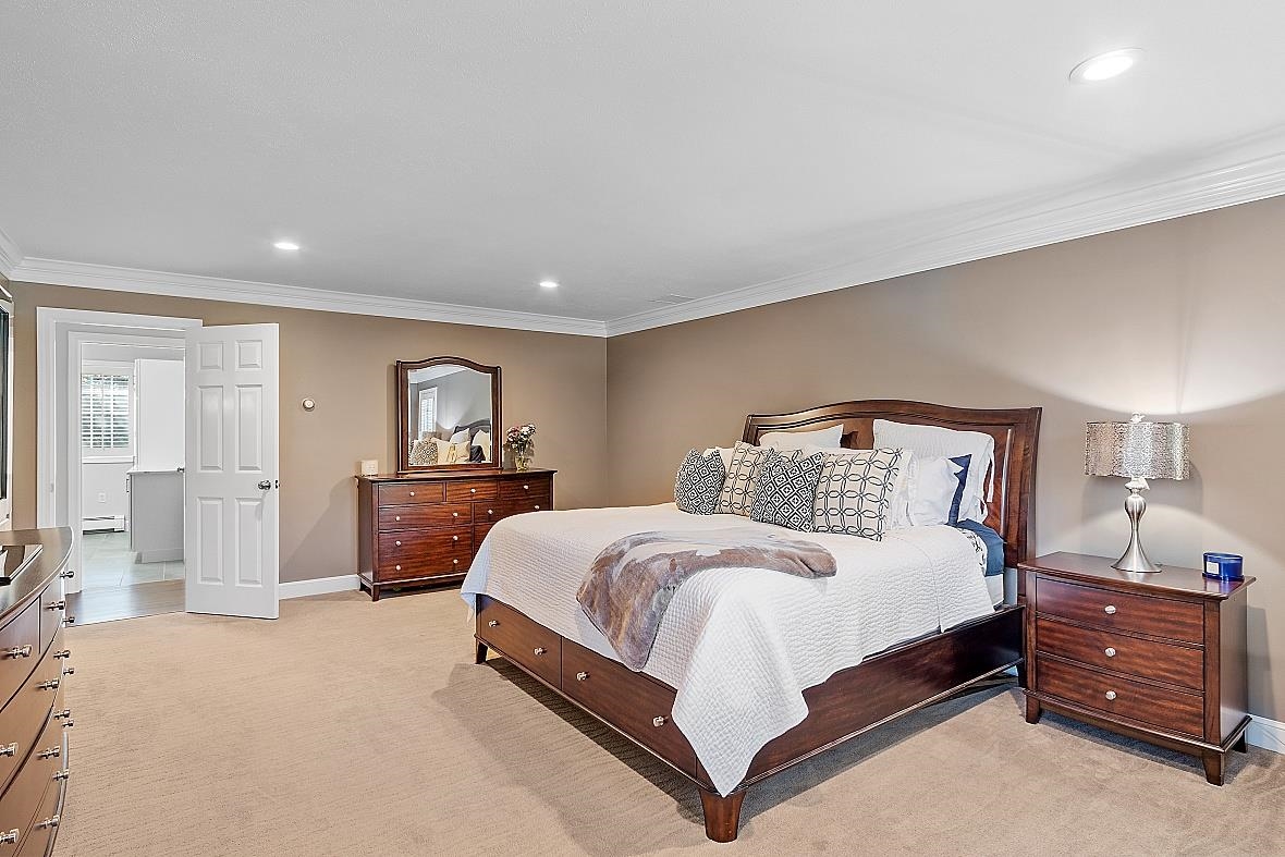 35 Hawthorne Road Windham, NH 03087 - Photo 8 of 40