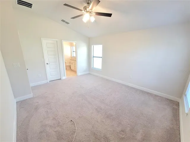 a view of empty room with window