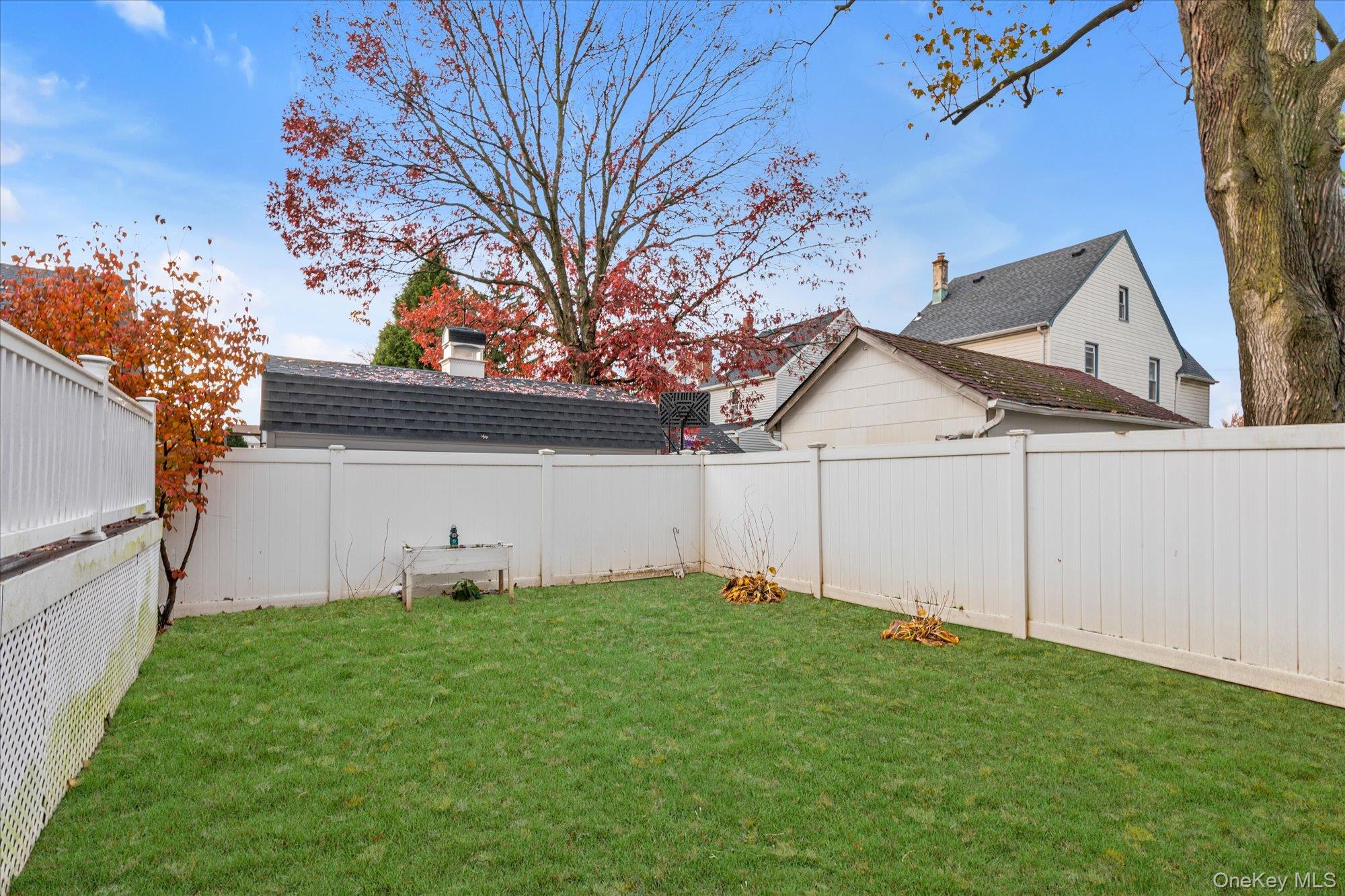 29 Orleans Road Valley Stream, NY 11581 - Photo 17 of 20 a view of a backyard